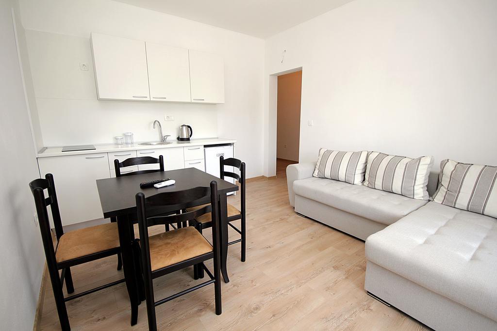 Apartmani Begovic Bar Esterno foto
